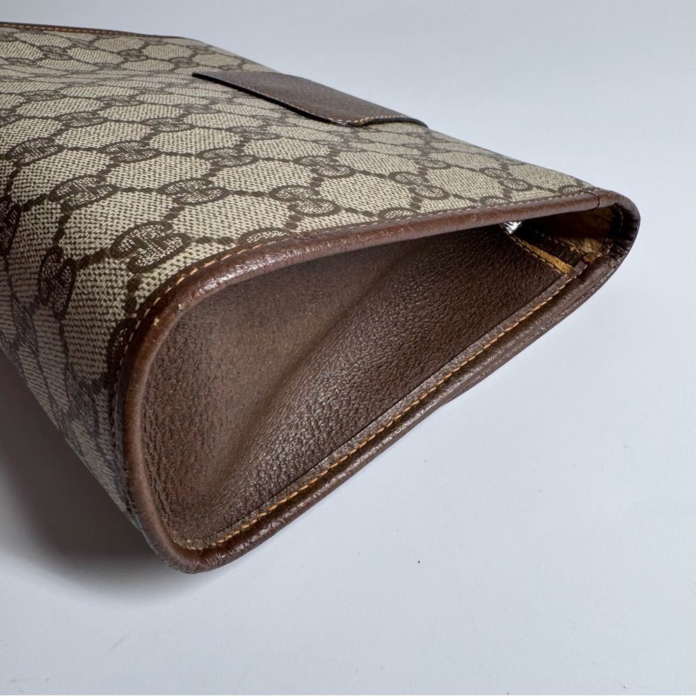 Gucci Supreme GG Monogram  Clutch Crossbody Bag - Picture 12 of 17